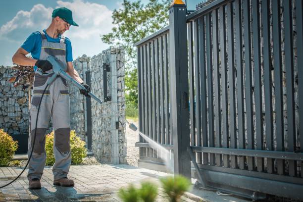 Best Animal Enclosure Cleaning  in Orcutt, CA